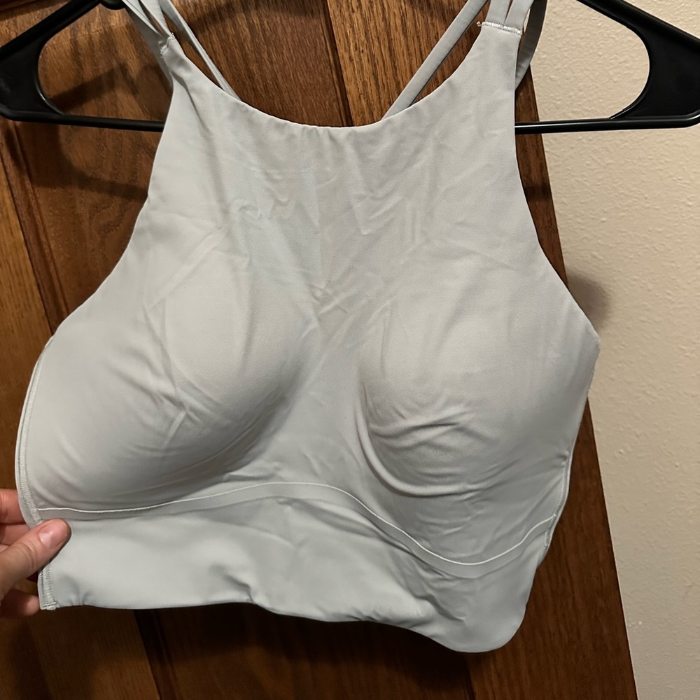 Lululemon Like a cloud high neck bra